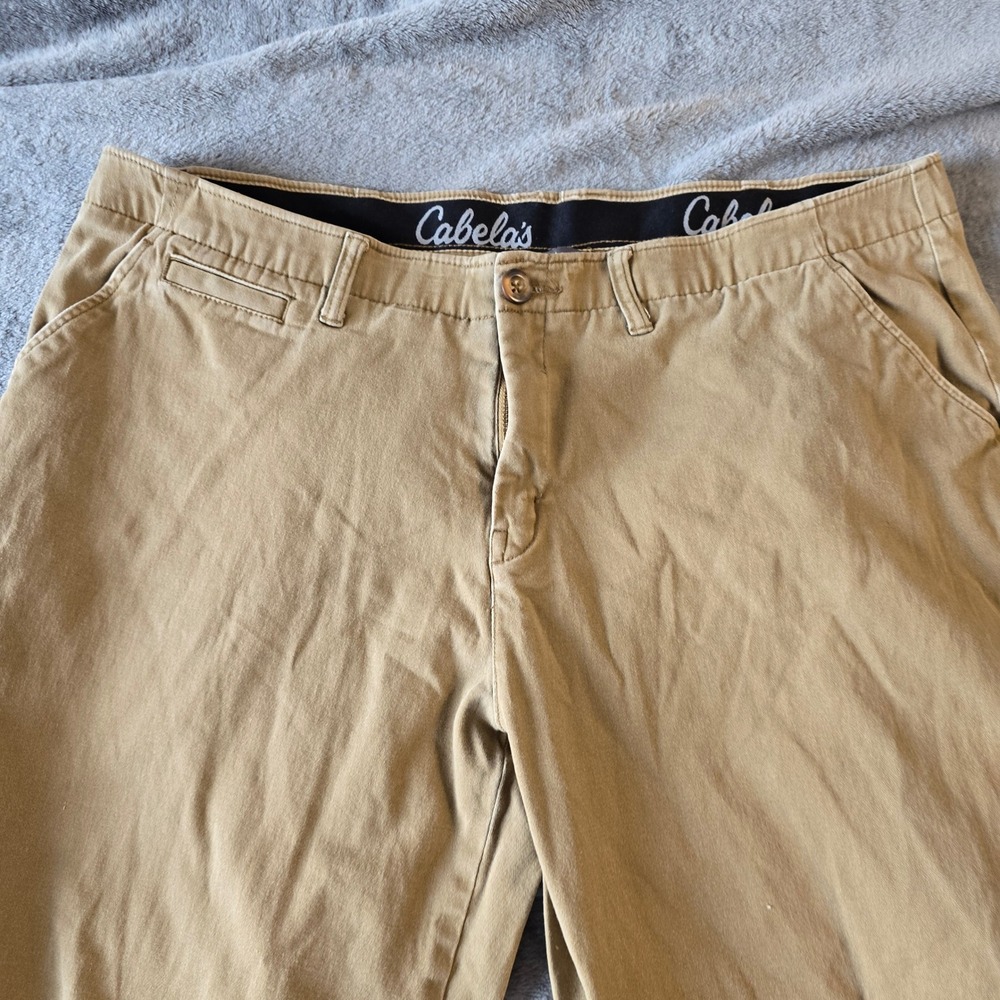 Cabelas Classic Fit Chino Pants Men 42x30 Khaki Tan Cotton Twill Stretch Comfort - Picture 4 of 16